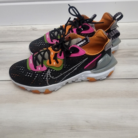 Men\'s Nike size 8 React Vision Orange Fushsia Used main image 4